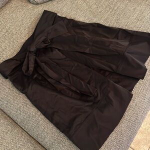 BEBÉ | black skirt | size 6